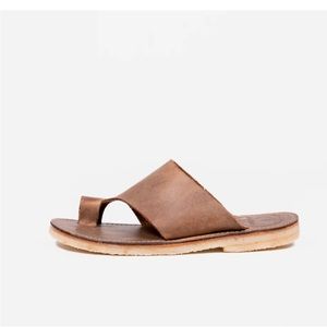 Duckfeet Mando sandal size 39 LIKE NEW